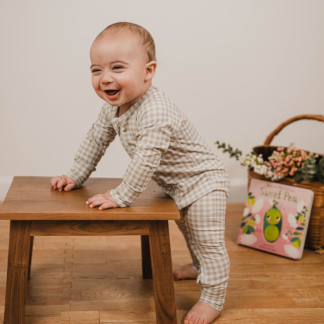 Sweet Pea Picnic- Zip Up